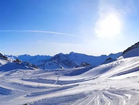 Alpenheim Тукс
